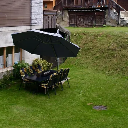 Apartamento Haus Arolle,